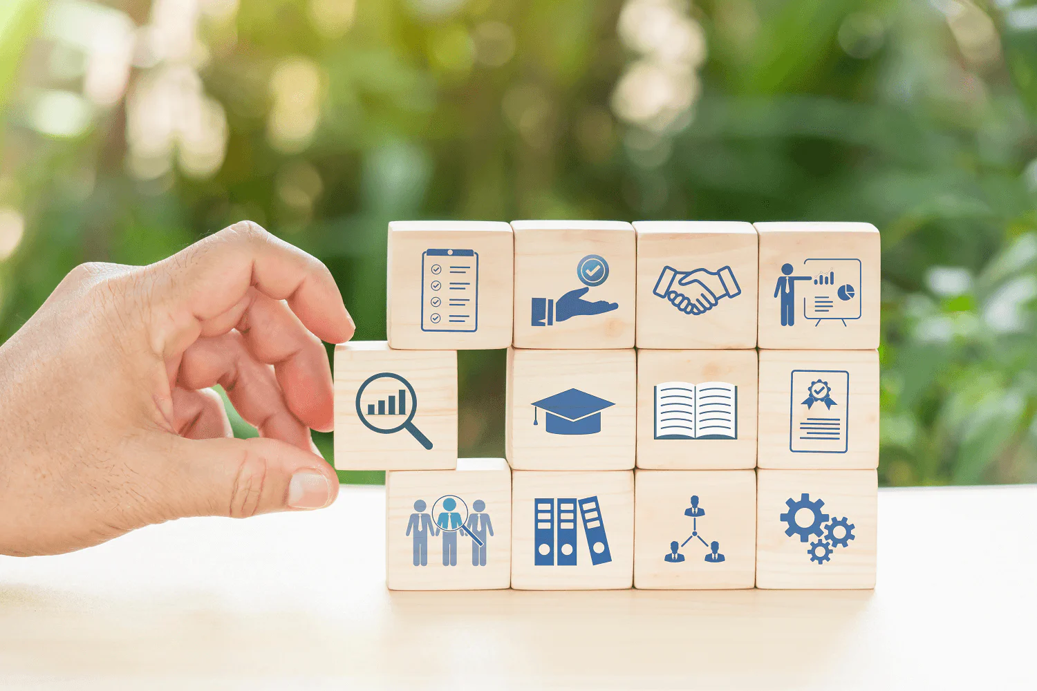 Stock photo (Canva): Dataplattformen skal støtte mange ulike use case, og må kunne utvikles over tid Stock photo (Canva): Dataplattformen skal støtte mange ulike use case, og må kunne utvikles over tid